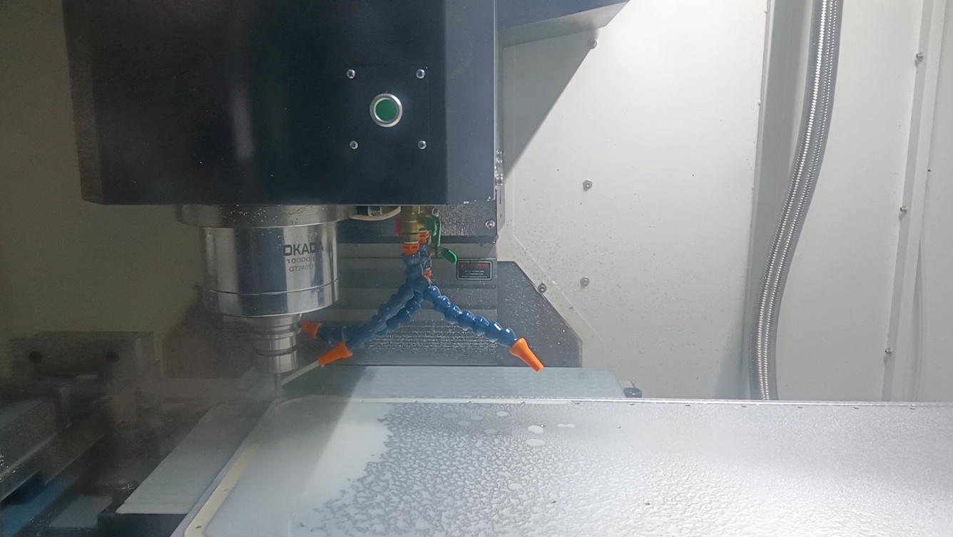 實現模具切割自由-奧特恒業封帽機平行封焊機平行縫焊機精密激光封焊機
